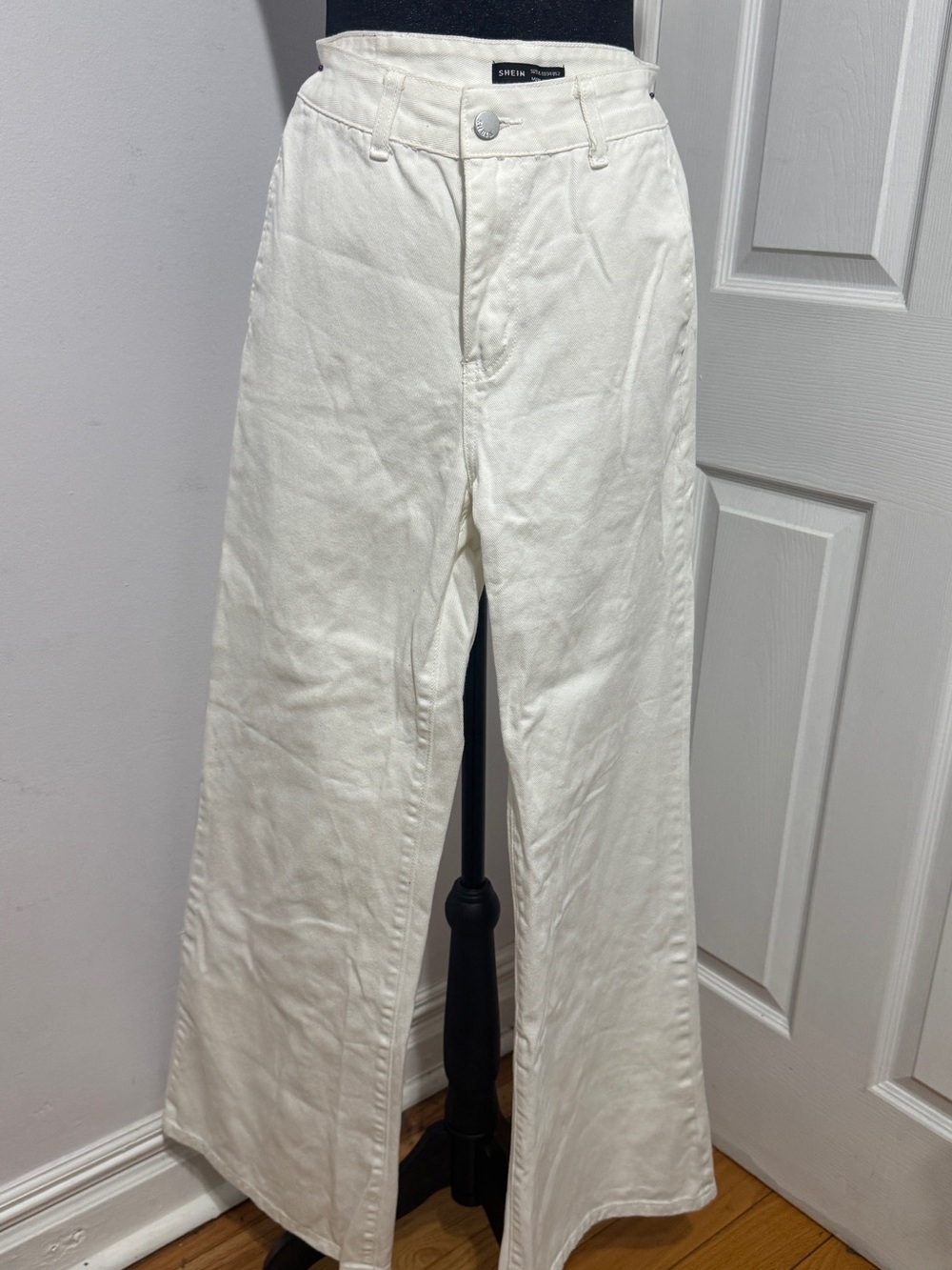 SHEIN White Wide-Leg Men's Chinos